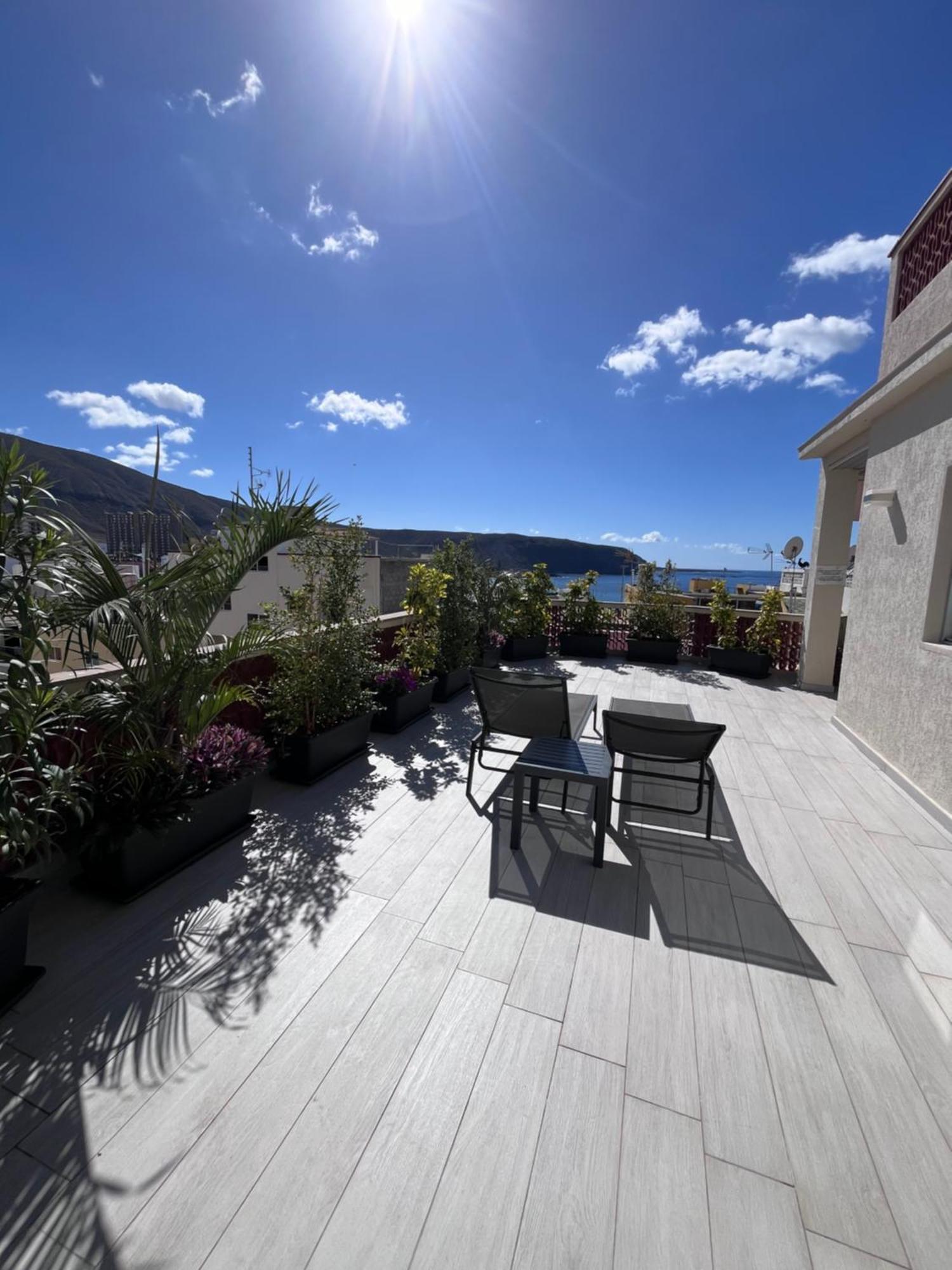 Apartamento The White Heart House - Attic Sea View Los Cristianos  Exterior foto