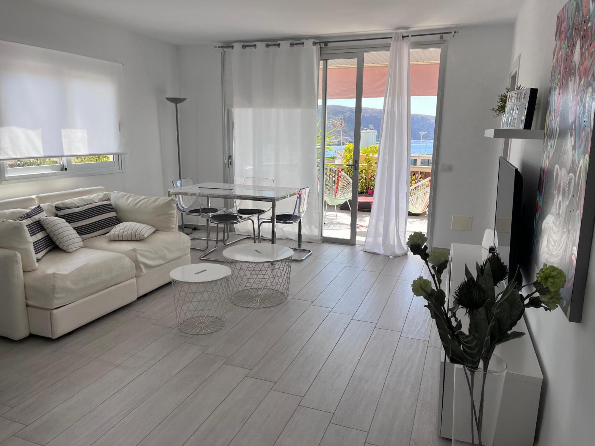 Apartamento The White Heart House - Attic Sea View Los Cristianos  Exterior foto