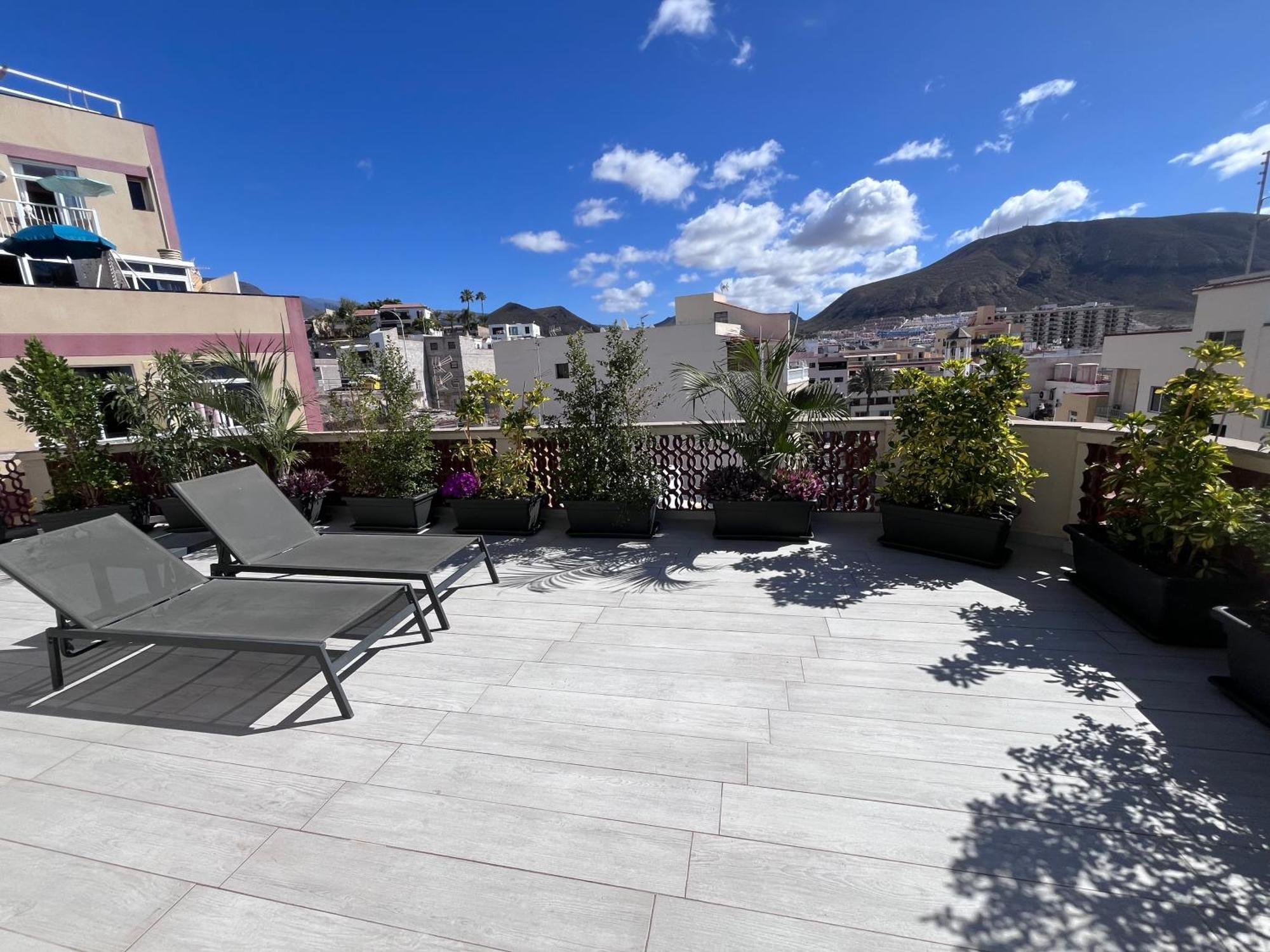 Apartamento The White Heart House - Attic Sea View Los Cristianos  Exterior foto