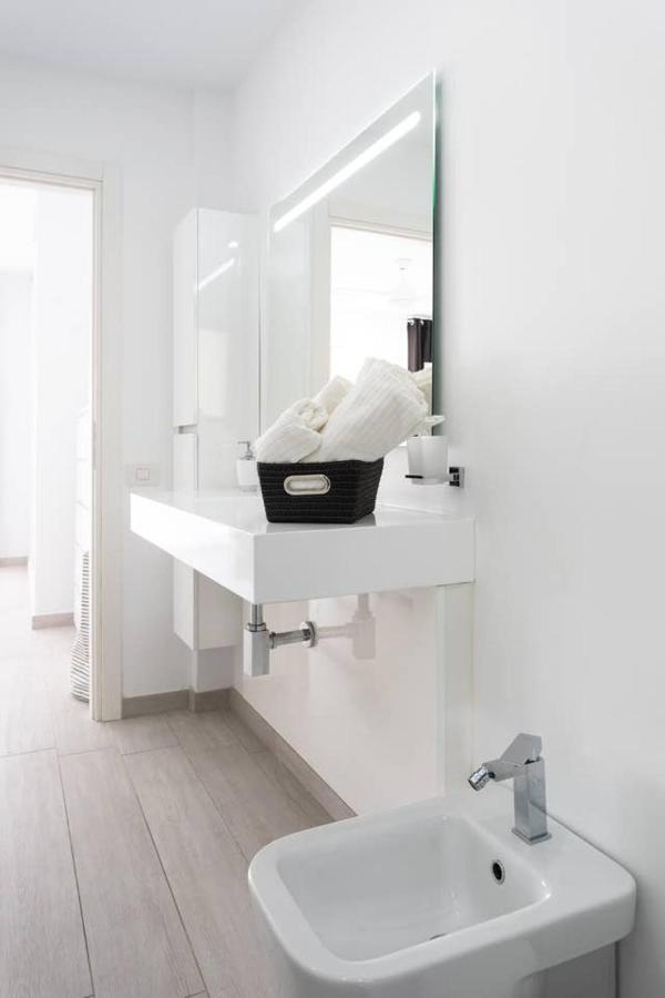 Apartamento The White Heart House - Attic Sea View Los Cristianos  Exterior foto